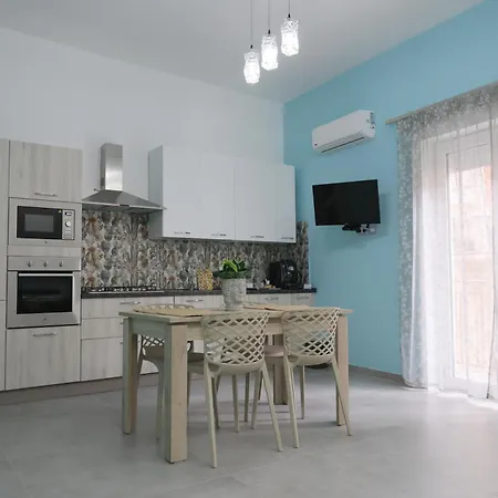 Apartment Sikelia *