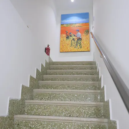 Sikelia Apartment *